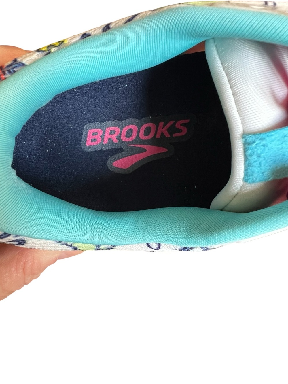 Brooks Women's Trace 4 Hero Medical Nurse Running Shoes Special Edition - Picture 5 of 13
